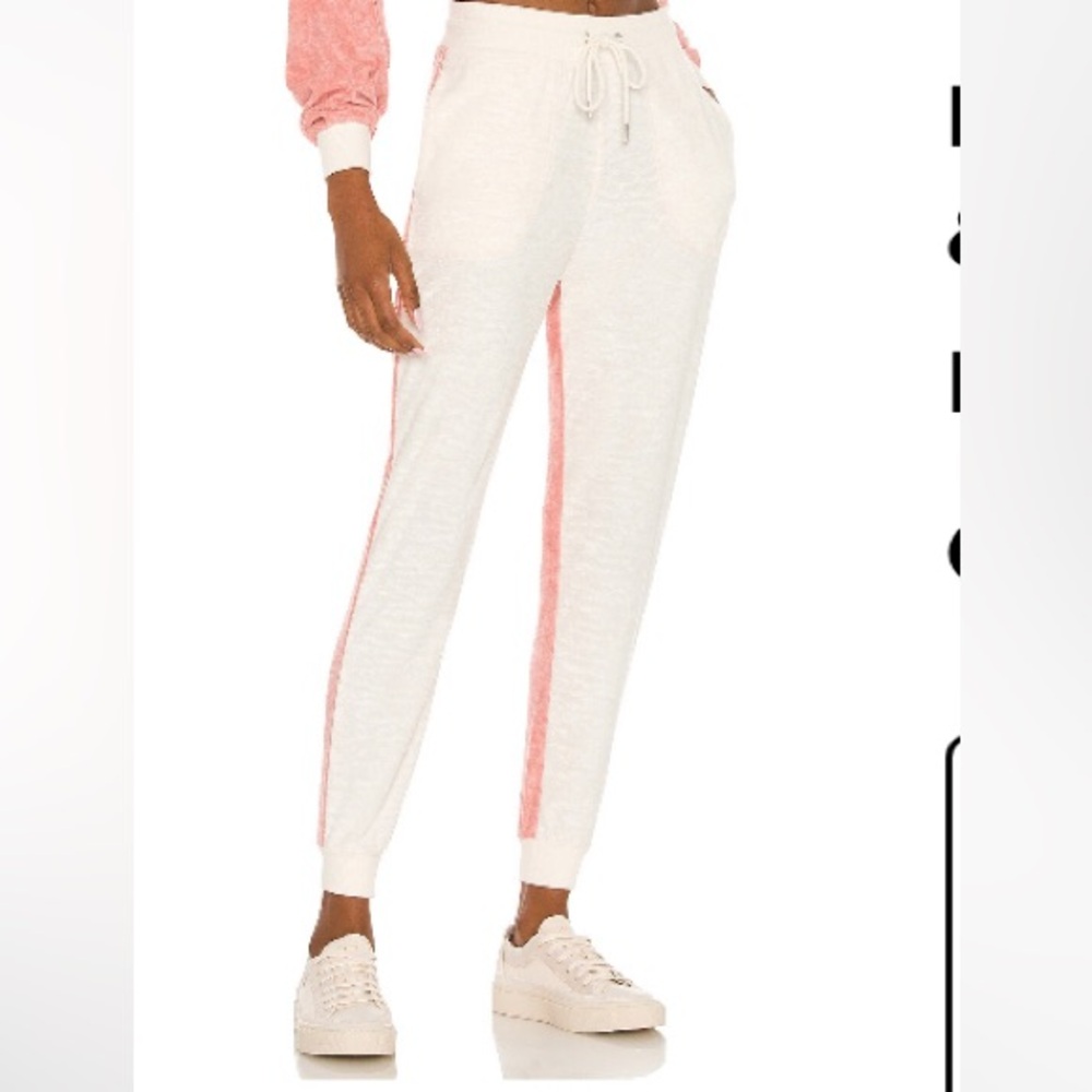 Set L*Space Primrose and Cream Best Life Terry Pullover and Pants